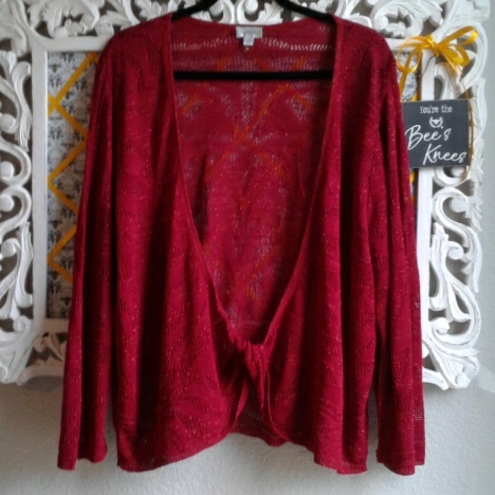Avenue Red shrug size 22/24
